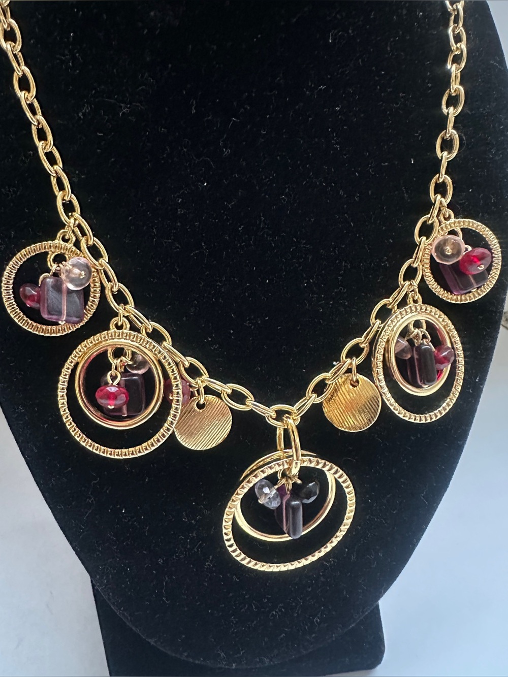 Gold Tone Statement Charm Necklace Purple Red Beaded Pendant Fashion Jewelry